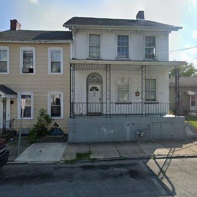 112 Front St, Catasauqua, PA 18032