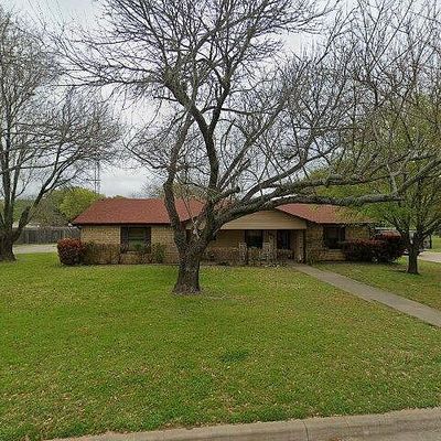 112 Woodforest Dr, Elm Mott, TX 76640