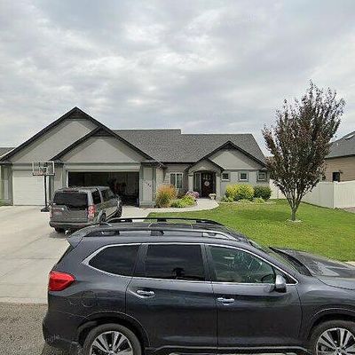 1120 Bell Ln, Kimberly, ID 83341