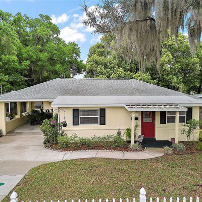 1120 E 1 St Ave, Mount Dora, FL 32757