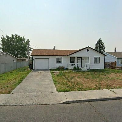 1123 Mather Dr, Moses Lake, WA 98837