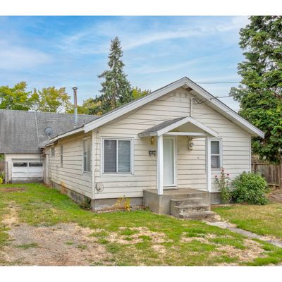 1034 8 Th Ave, Longview, WA 98632