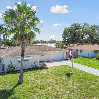 10338 Honeysuckle Ln, Port Richey, FL 34668