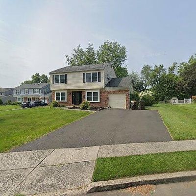 1035 Buggy Whip Dr, Warrington, PA 18976