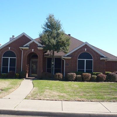 1038 Hampshire Ln, Cedar Hill, TX 75104