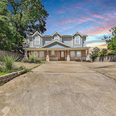 104 Hillcrest Dr, Coldspring, TX 77331