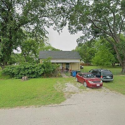 104 N Austin St, Rice, TX 75155