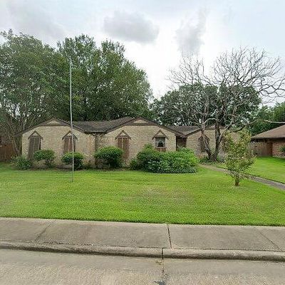 10406 Carlow Ln, La Porte, TX 77571