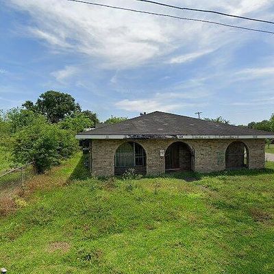 1047 Walton St, New Iberia, LA 70560