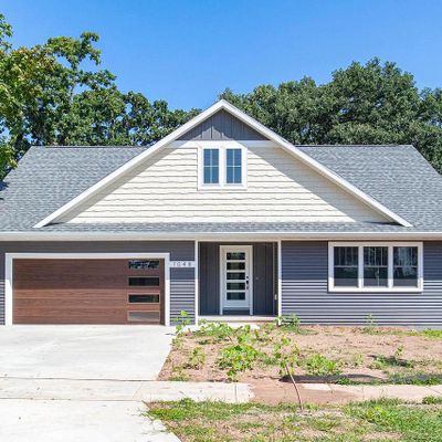 1048 Taft Avenue, Oshkosh, WI 54902