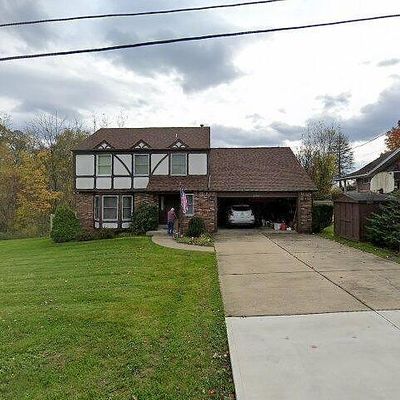 10496 Roseway Blvd, Irwin, PA 15642