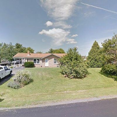 105 Aspen Dr, Stephens City, VA 22655