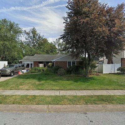 105 Colesbery Dr, New Castle, DE 19720