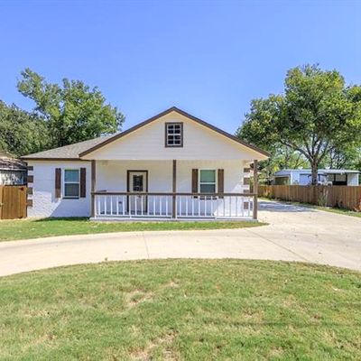 105 S Dick Price Rd, Kennedale, TX 76060