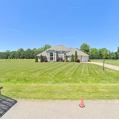 1051 Kings Ridge Blvd, Wadsworth, OH 44281