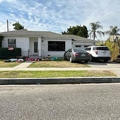 10549 Stonybrook Ave, South Gate, CA 90280