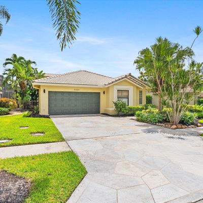 10584 Mendocino Ln, Boca Raton, FL 33428