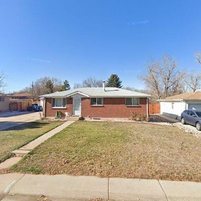 1059 S Saulsbury St, Lakewood, CO 80226