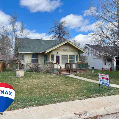 106 E Jackson Ave, Riverton, WY 82501