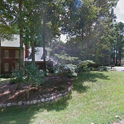 106 Lochwood East Dr, Cary, NC 27518