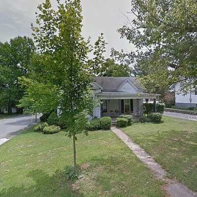 106 N 3 Rd St, Nicholasville, KY 40356