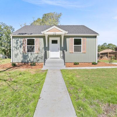 106 White St, Hogansville, GA 30230