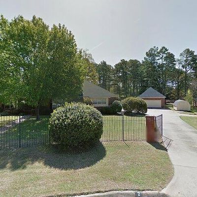 1060 Marina Way, Russellville, AR 72802