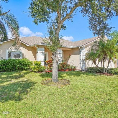 1062 Morgan Cir Ne, Palm Bay, FL 32905