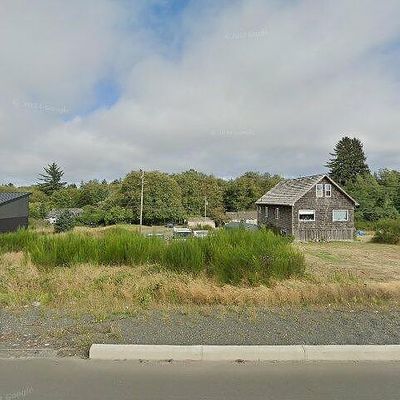 1062 Nw Dr, Warrenton, OR 97146