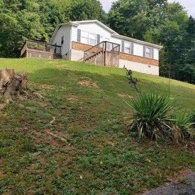 10688 Catawba Rd, Troutville, VA 24175