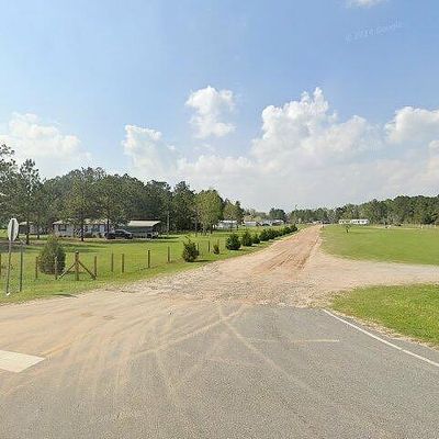 107 Fox Pond Ln, Ocilla, GA 31774