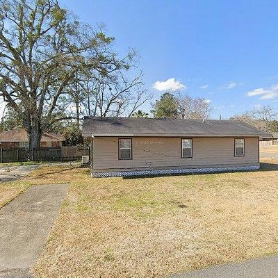 107 N Frances Ave, Gonzales, LA 70737