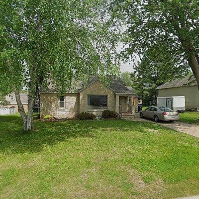 107 W Park St, Bonduel, WI 54107