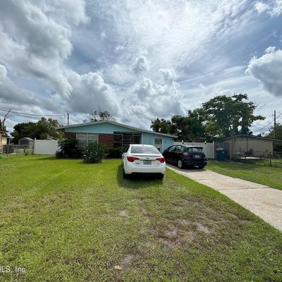 10718 Majuro Dr, Jacksonville, FL 32246