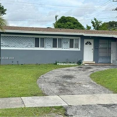 1189 Nw 43 Rd Ter, Lauderhill, FL 33313