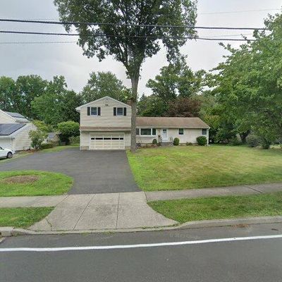 12 Rampart Rd, Norwalk, CT 06854