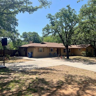 12 Robinhood Dr, Bridgeport, TX 76426