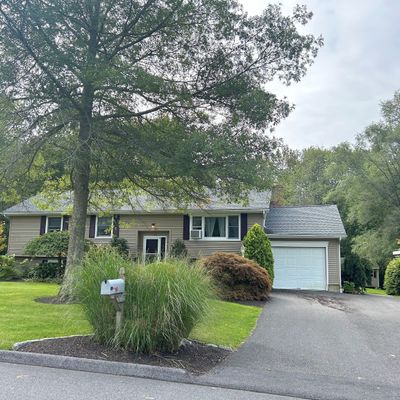 12 Round Table Rd, New Milford, CT 06776