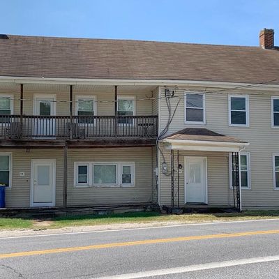 12 S Main St, Seven Valleys, PA 17360