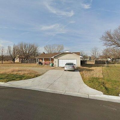 120 W Berlin Dr, Rose Hill, KS 67133