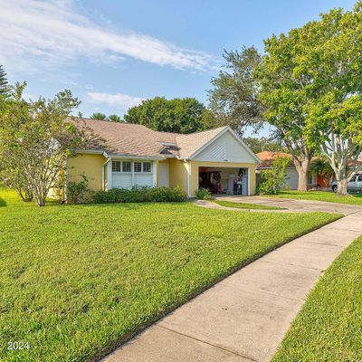 1201 Apple Creek Ln, Rockledge, FL 32955