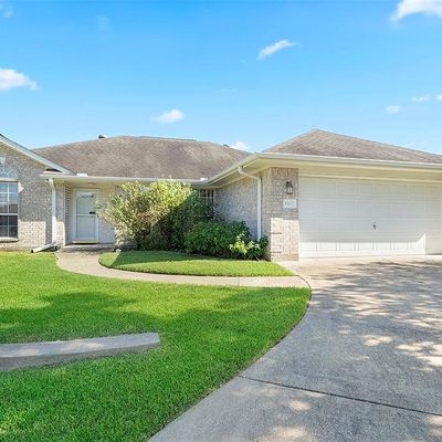 1202 Mullins Ct, College Station, TX 77845