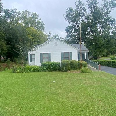 1203 Bellevue Ave, Dublin, GA 31021