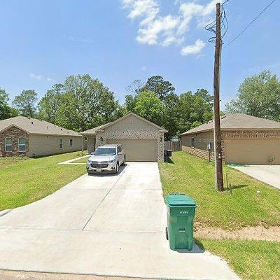 1204 Parkhurst Ave, Cleveland, TX 77327