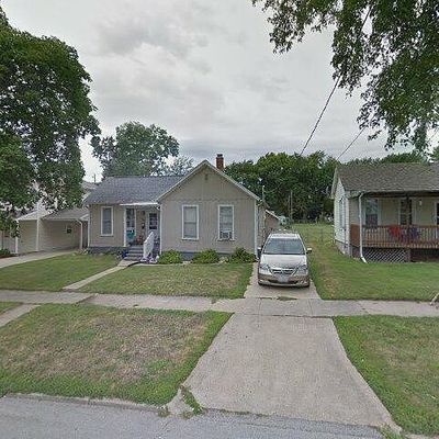 1204 N Livingston St, Bloomington, IL 61701