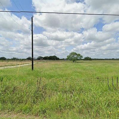 1205 County Road 147, Alice, TX 78332