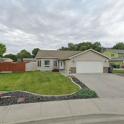 1207 W 40 Th Ave, Kennewick, WA 99337