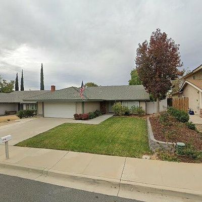 12075 Harclare Dr, Moreno Valley, CA 92557