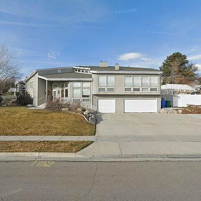 12088 S Lampton View Dr, Riverton, UT 84065