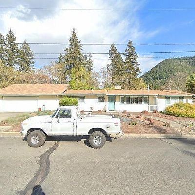 1209 Se Harvey Dr, Grants Pass, OR 97526